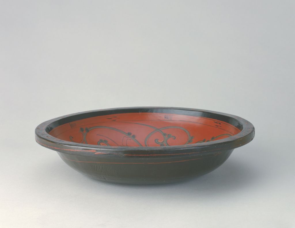 图片[1]-Painted disc with dragon and bird patterns-China Archive